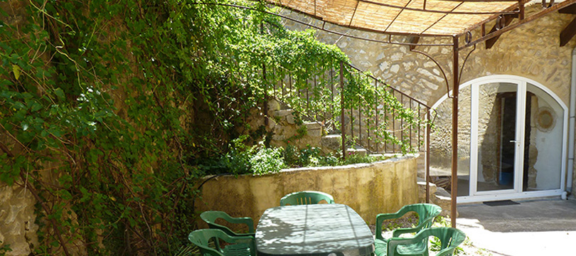Terrasse gîte La Vigne - Ardèche